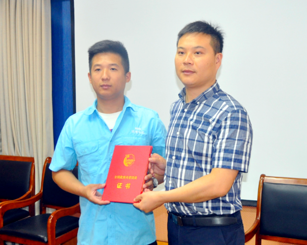 泾县团县委来皖南电机调研 泾县团县委来皖南电机调研